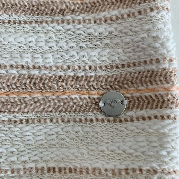 Roxy Striped Cropped Hooded Poncho Sweater Beige Cream Beachy Boho Size Small - Picture 11 of 12